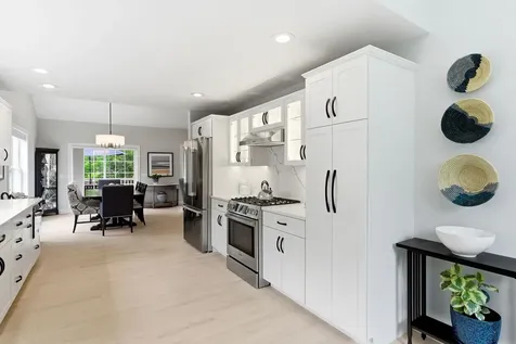 28 Greenvale Drive Stratham NH 03885