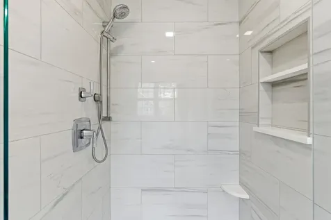 28 Greenvale Drive Stratham NH 03885