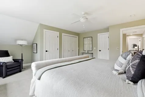 28 Greenvale Drive Stratham NH 03885