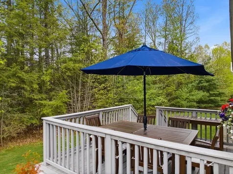 28 Greenvale Drive Stratham NH 03885