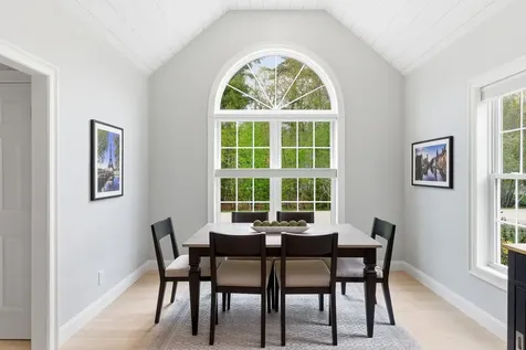 28 Greenvale Drive Stratham NH 03885
