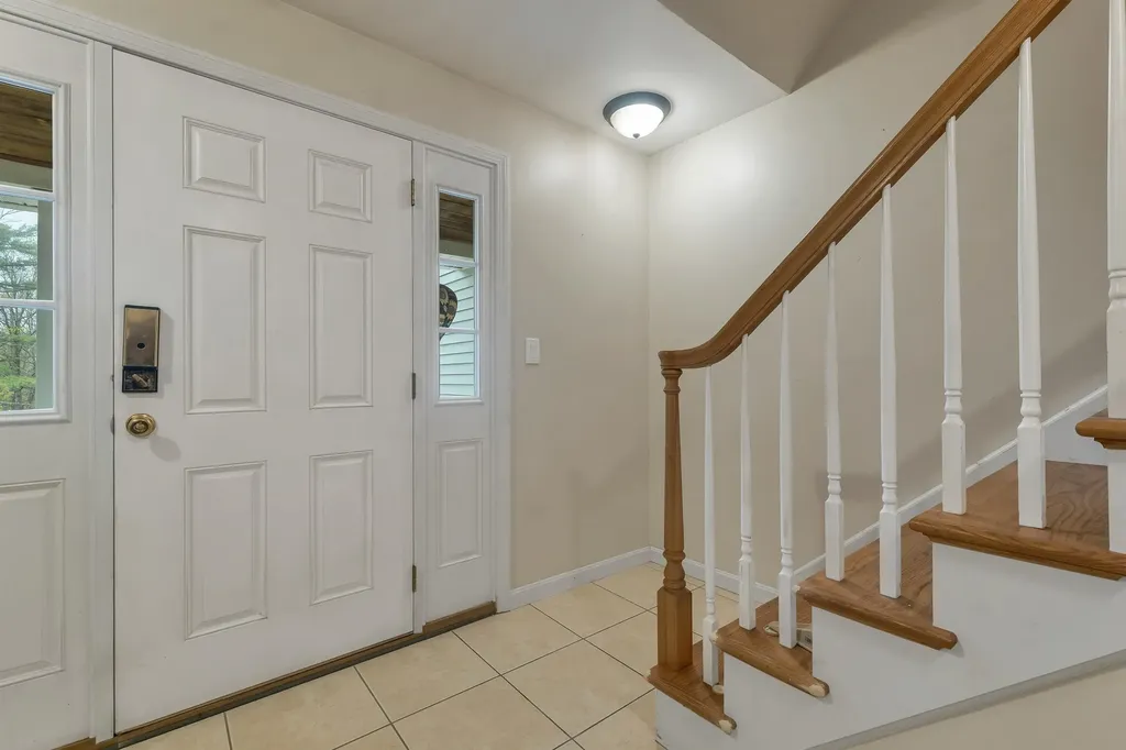48 Deer Run Lane Gilford NH 03249