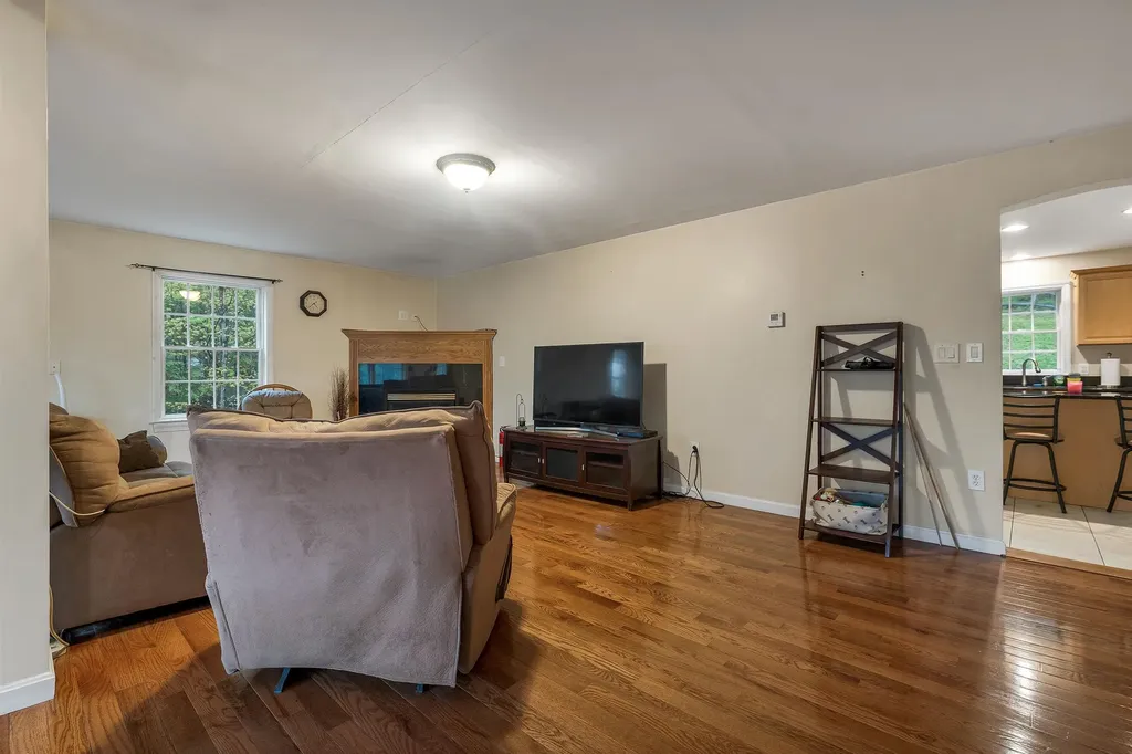 48 Deer Run Lane Gilford NH 03249
