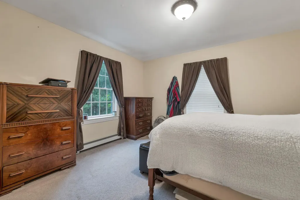 48 Deer Run Lane Gilford NH 03249
