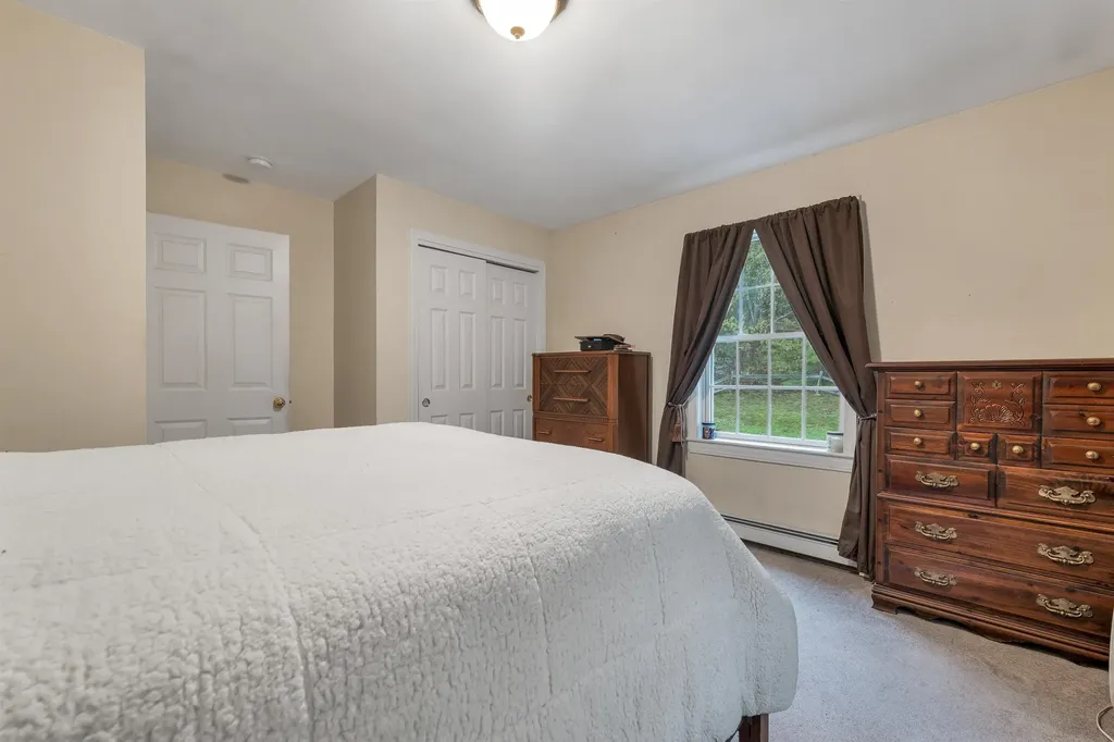 48 Deer Run Lane Gilford NH 03249
