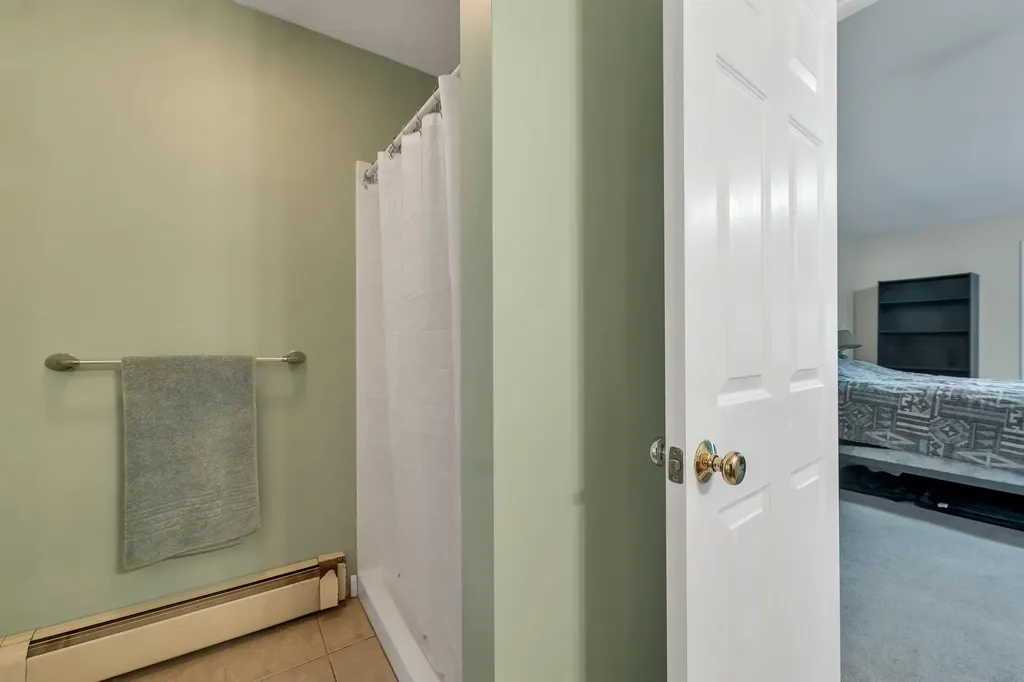 48 Deer Run Lane Gilford NH 03249