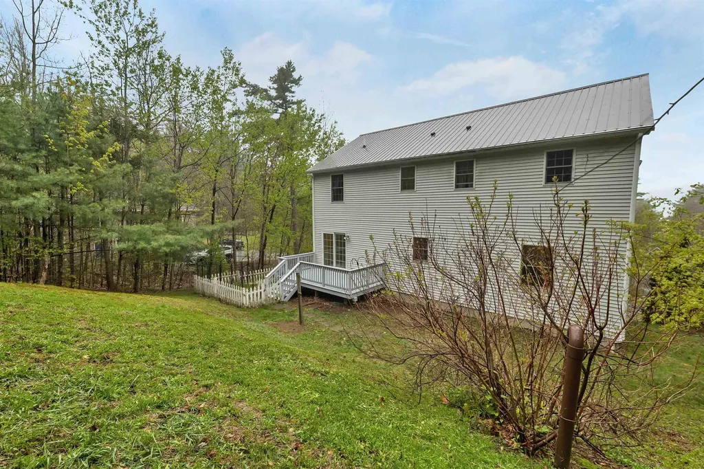 48 Deer Run Lane Gilford NH 03249