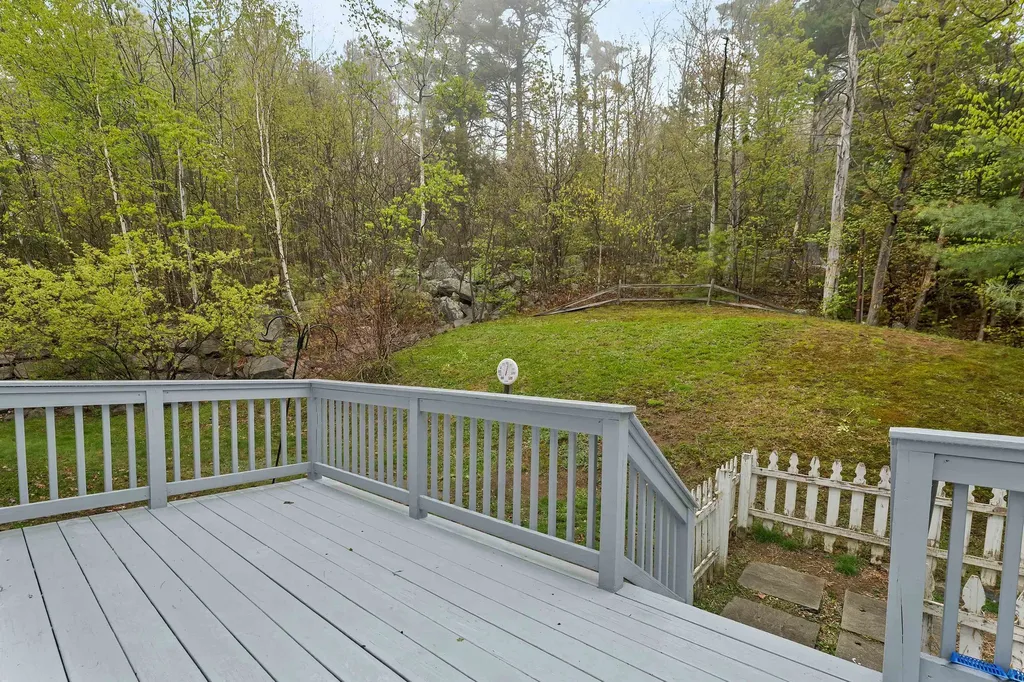 48 Deer Run Lane Gilford NH 03249