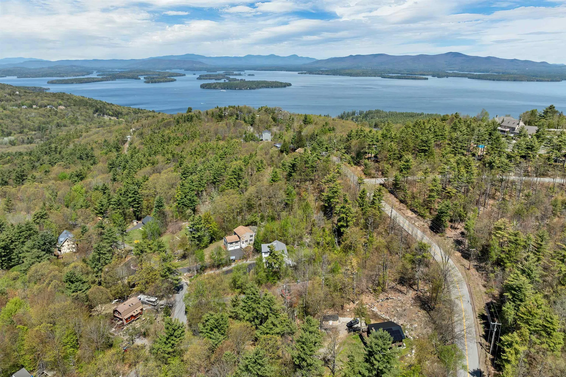 48 Deer Run Lane Gilford NH 03249