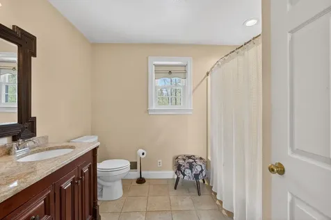 55 Page Lane Hampstead NH 03841