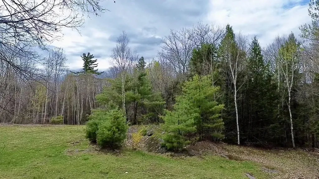 57 Summit Road Plymouth NH 03264