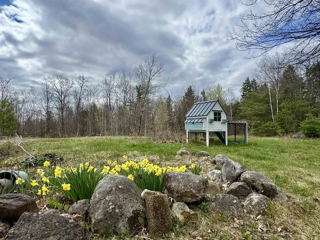 57 Summit Road Plymouth NH 03264