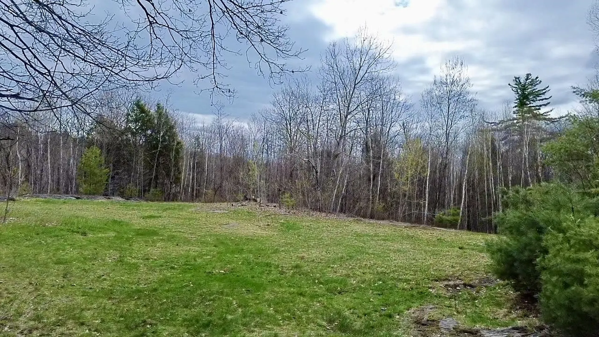 57 Summit Road Plymouth NH 03264
