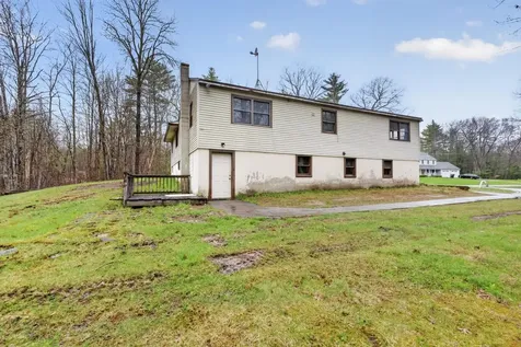 414 Fremont Road Chester NH 03036