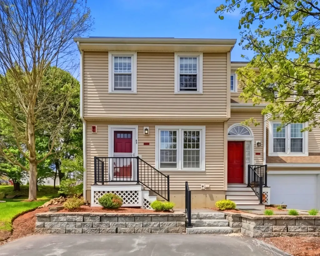 7 Sundown Drive Derry NH 03038