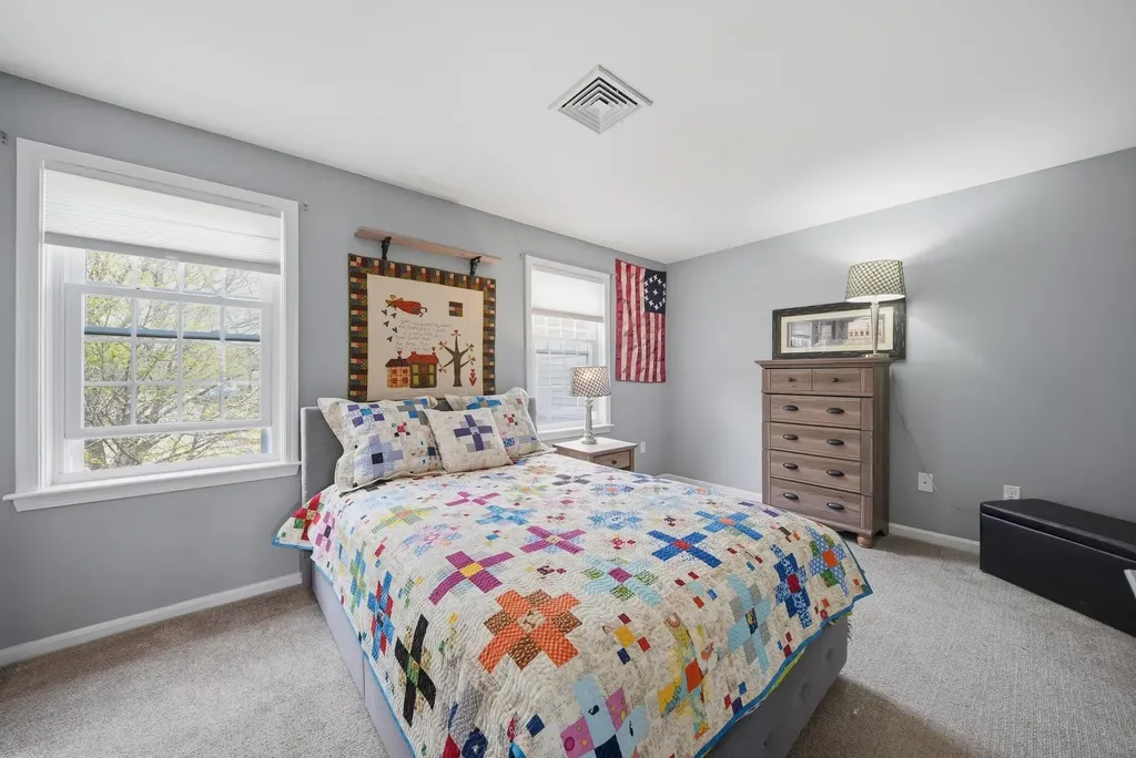 7 Sundown Drive Derry NH 03038