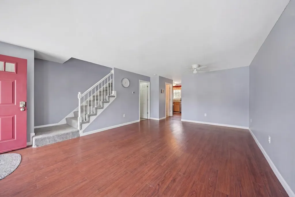 7 Sundown Drive Derry NH 03038