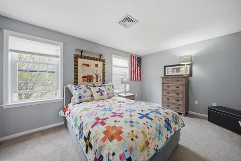 7 Sundown Drive Derry NH 03038