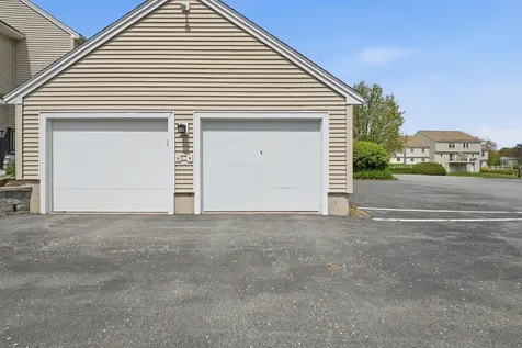7 Sundown Drive Derry NH 03038