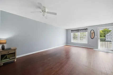 7 Sundown Drive Derry NH 03038