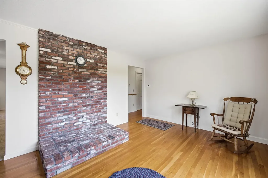 67 Breezy Hill Road Bradford NH 03221