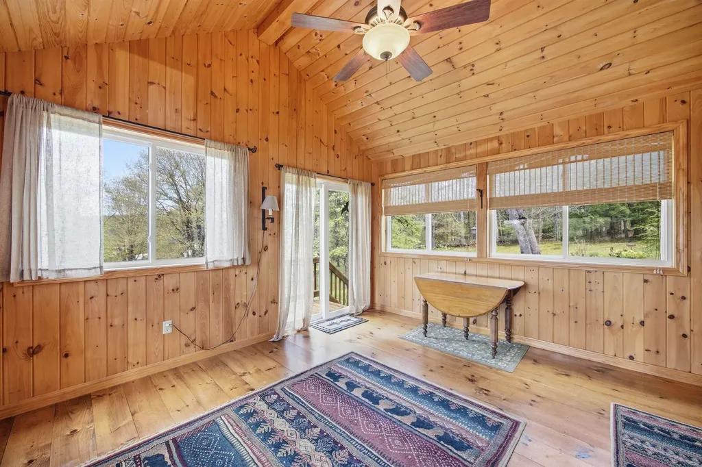 67 Breezy Hill Road Bradford NH 03221