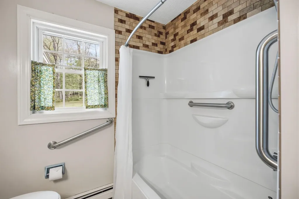 67 Breezy Hill Road Bradford NH 03221