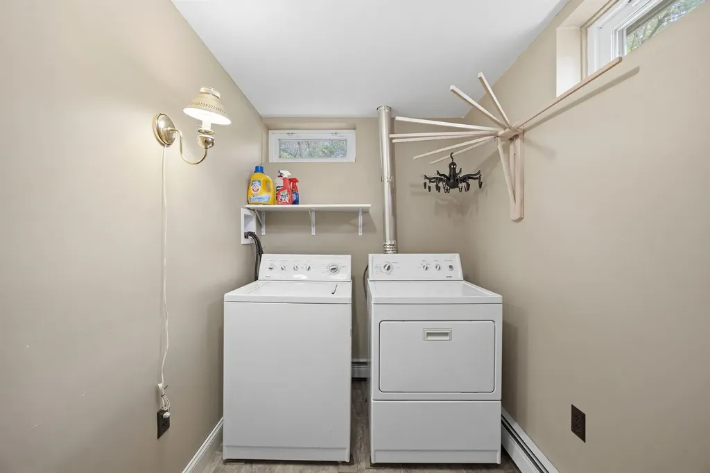 67 Breezy Hill Road Bradford NH 03221