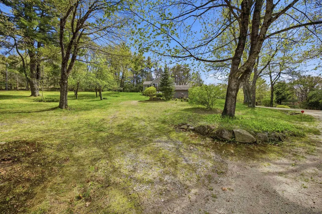 67 Breezy Hill Road Bradford NH 03221