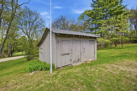 67 Breezy Hill Road Bradford NH 03221