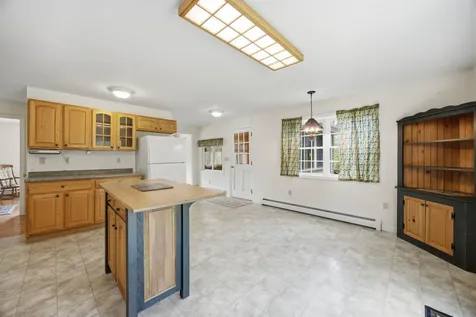67 Breezy Hill Road Bradford NH 03221