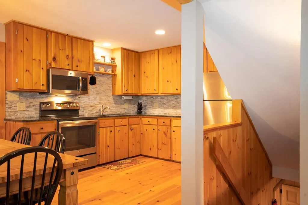 32 Aspen Lane Winhall VT 05340