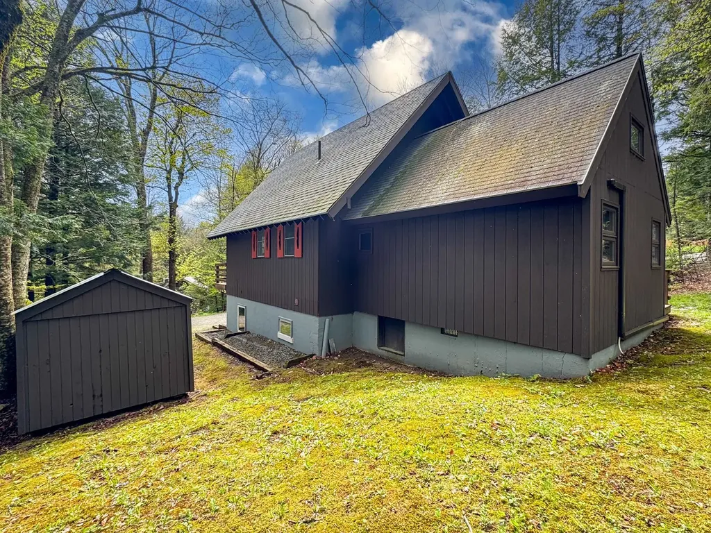 32 Aspen Lane Winhall VT 05340