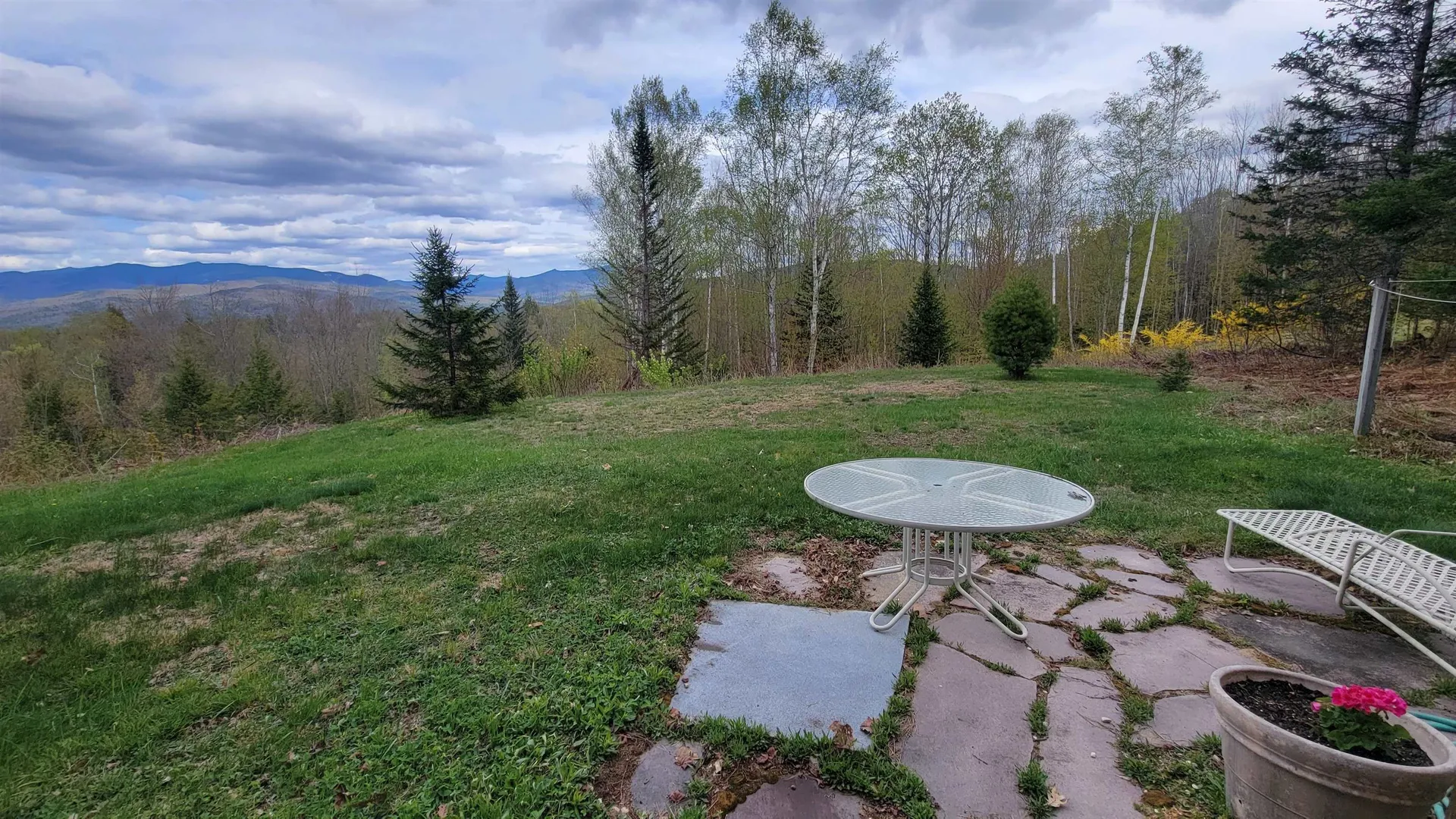 15 Antler Road Campton NH 03223