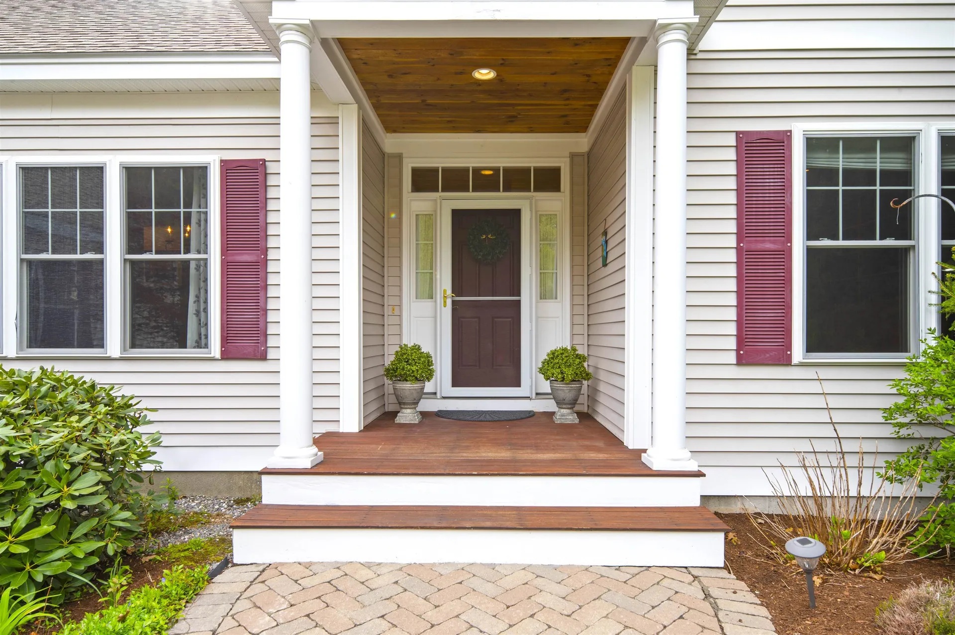 9 Tarleton Lane Amherst NH 03031