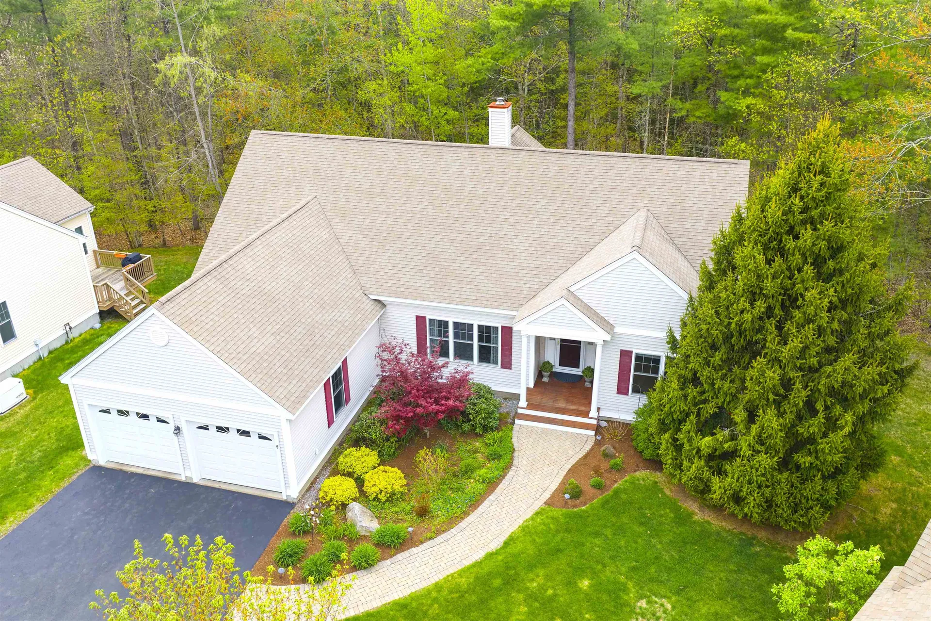 9 Tarleton Lane Amherst NH 03031
