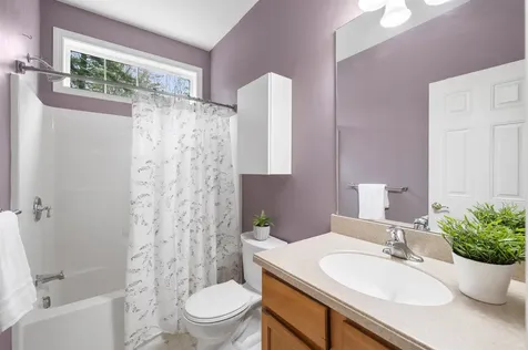 9 Tarleton Lane Amherst NH 03031