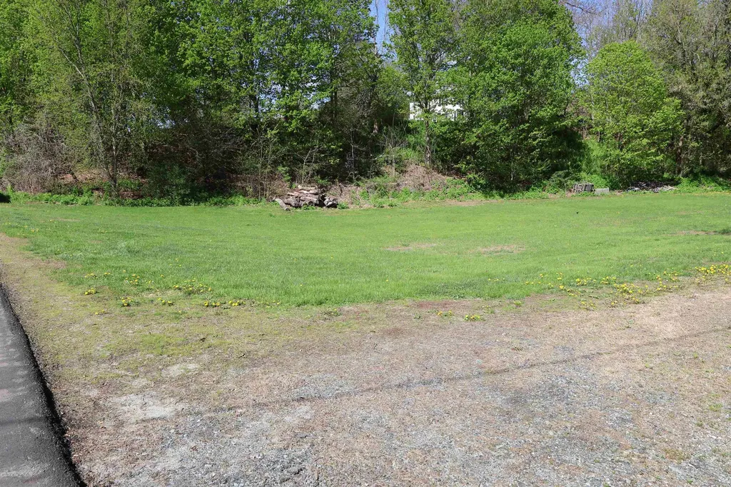 29 Mill Street Hartland VT 05048