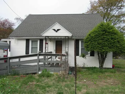 21 Barbara Street Lowell MA 01854