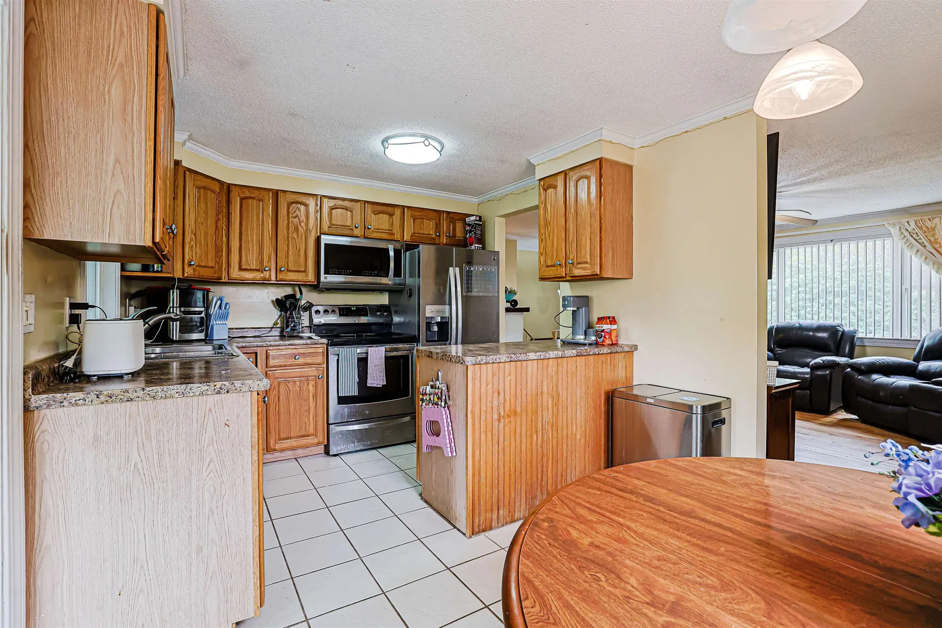 80 Hovey Road Londonderry NH 03053