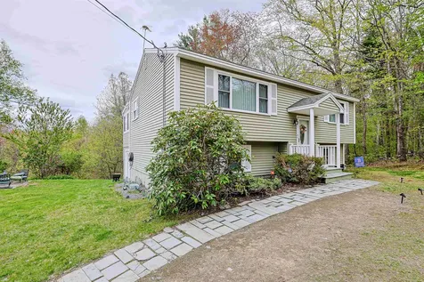 80 Hovey Road Londonderry NH 03053