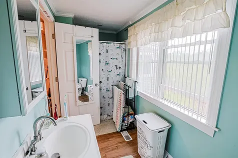 80 Hovey Road Londonderry NH 03053