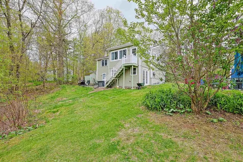 80 Hovey Road Londonderry NH 03053