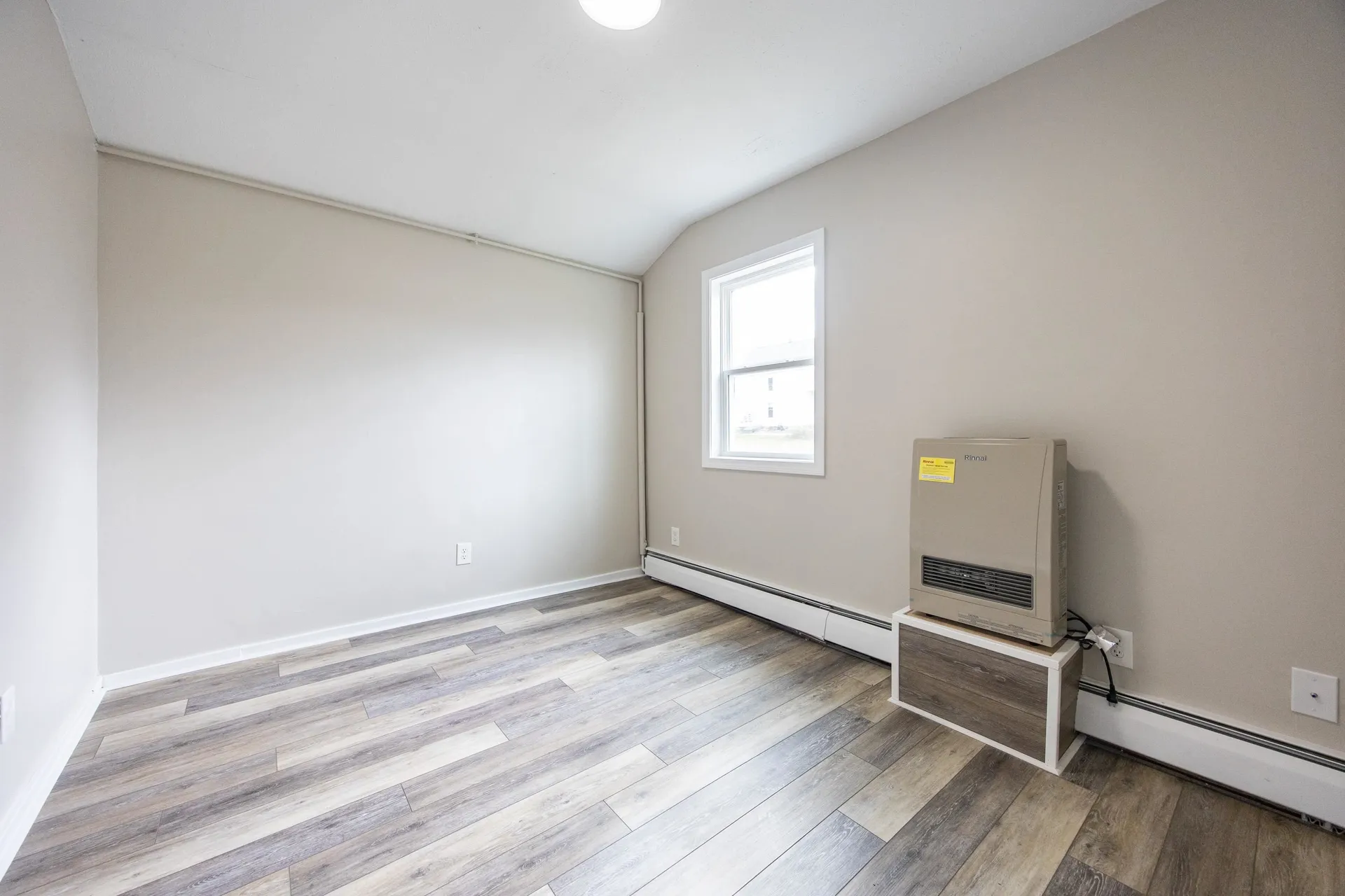 22 Smith Street Pittsfield NH 03263