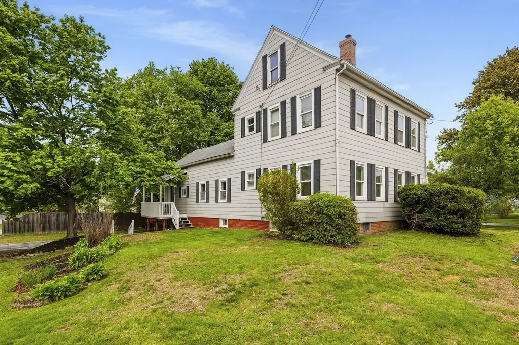 118 Court Street Dover NH 03820