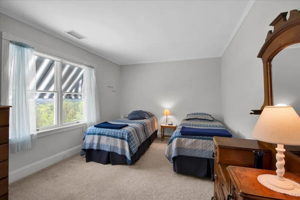 226 Willowbrook Road Sudbury VT 05733