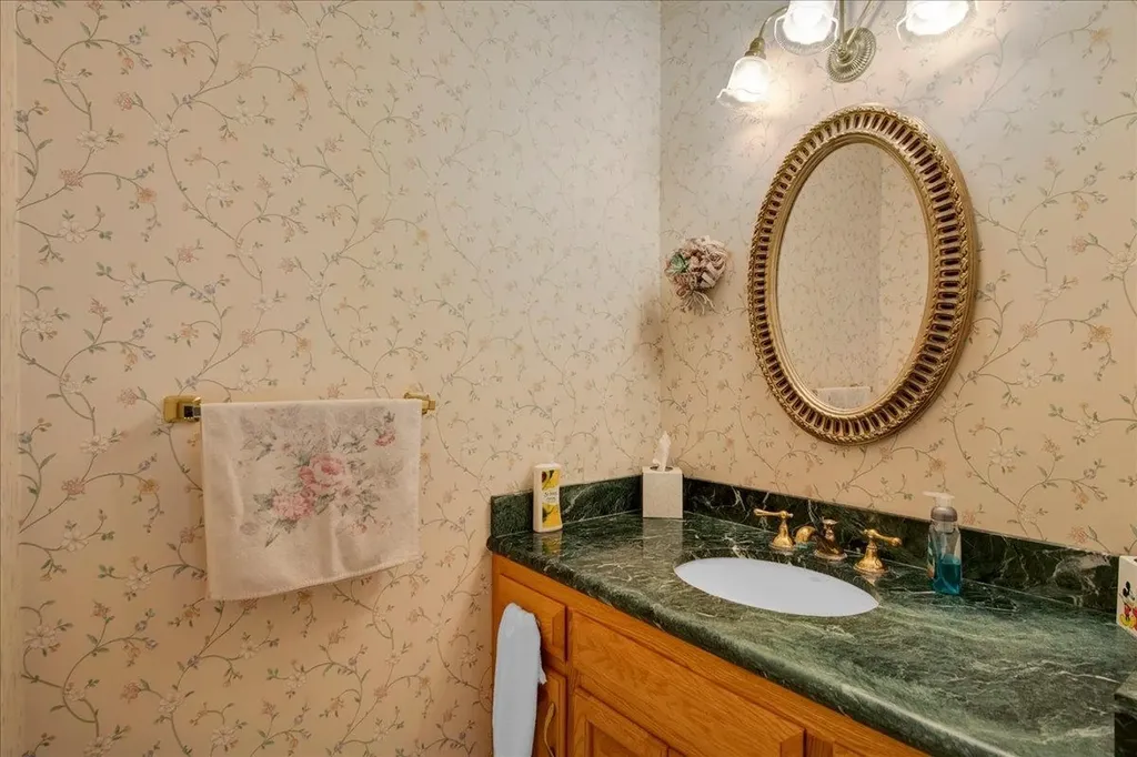 226 Willowbrook Road Sudbury VT 05733