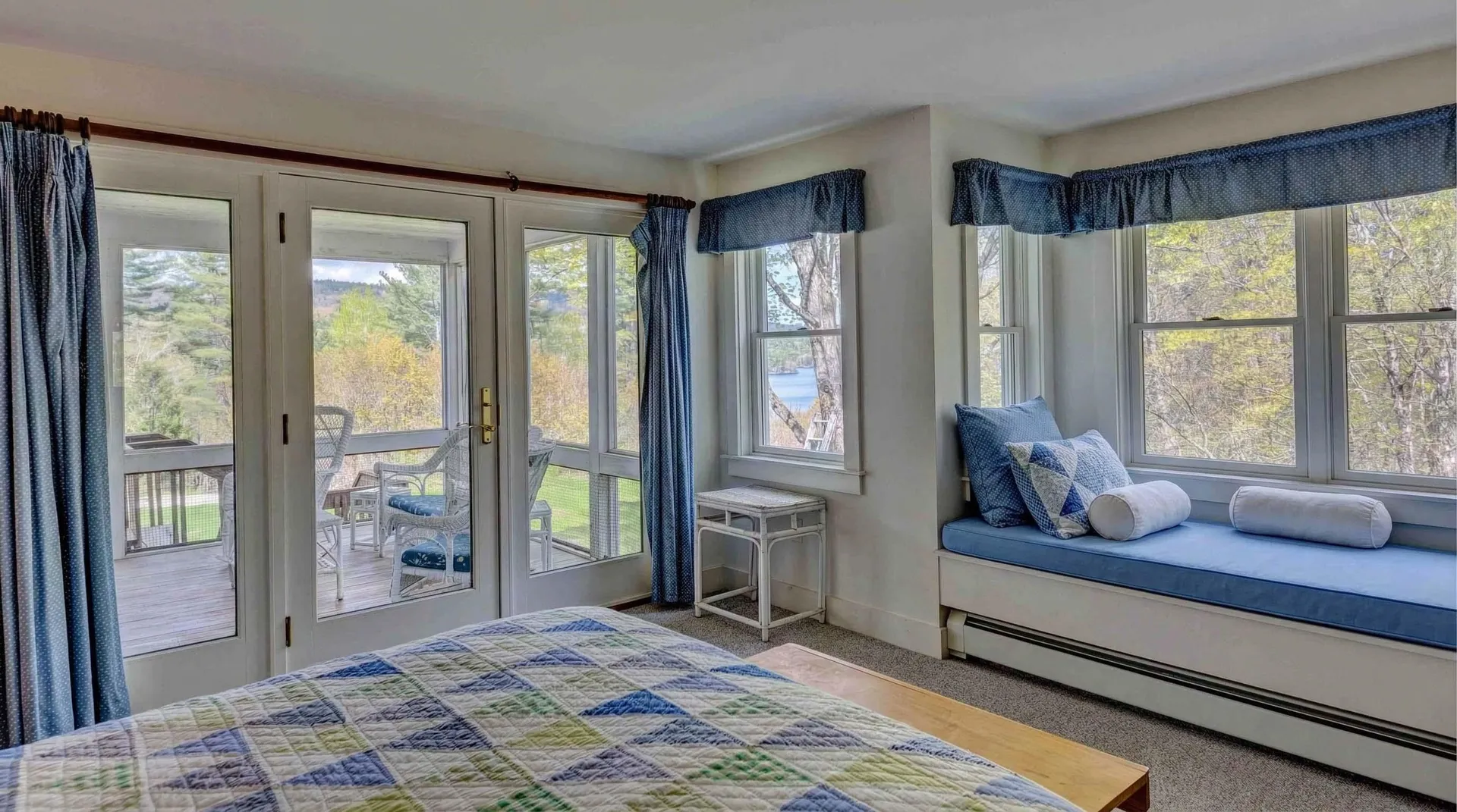 736 Pleasant Street New London NH 03257