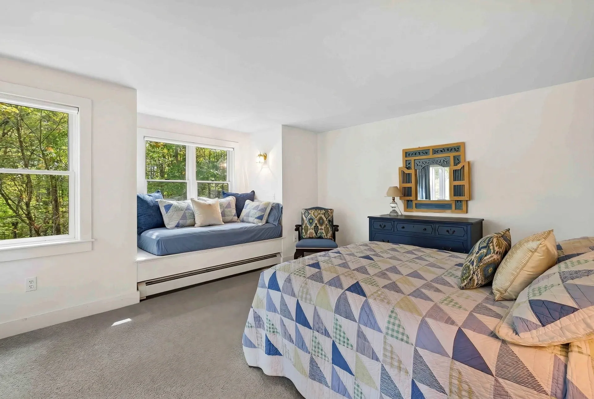 736 Pleasant Street New London NH 03257