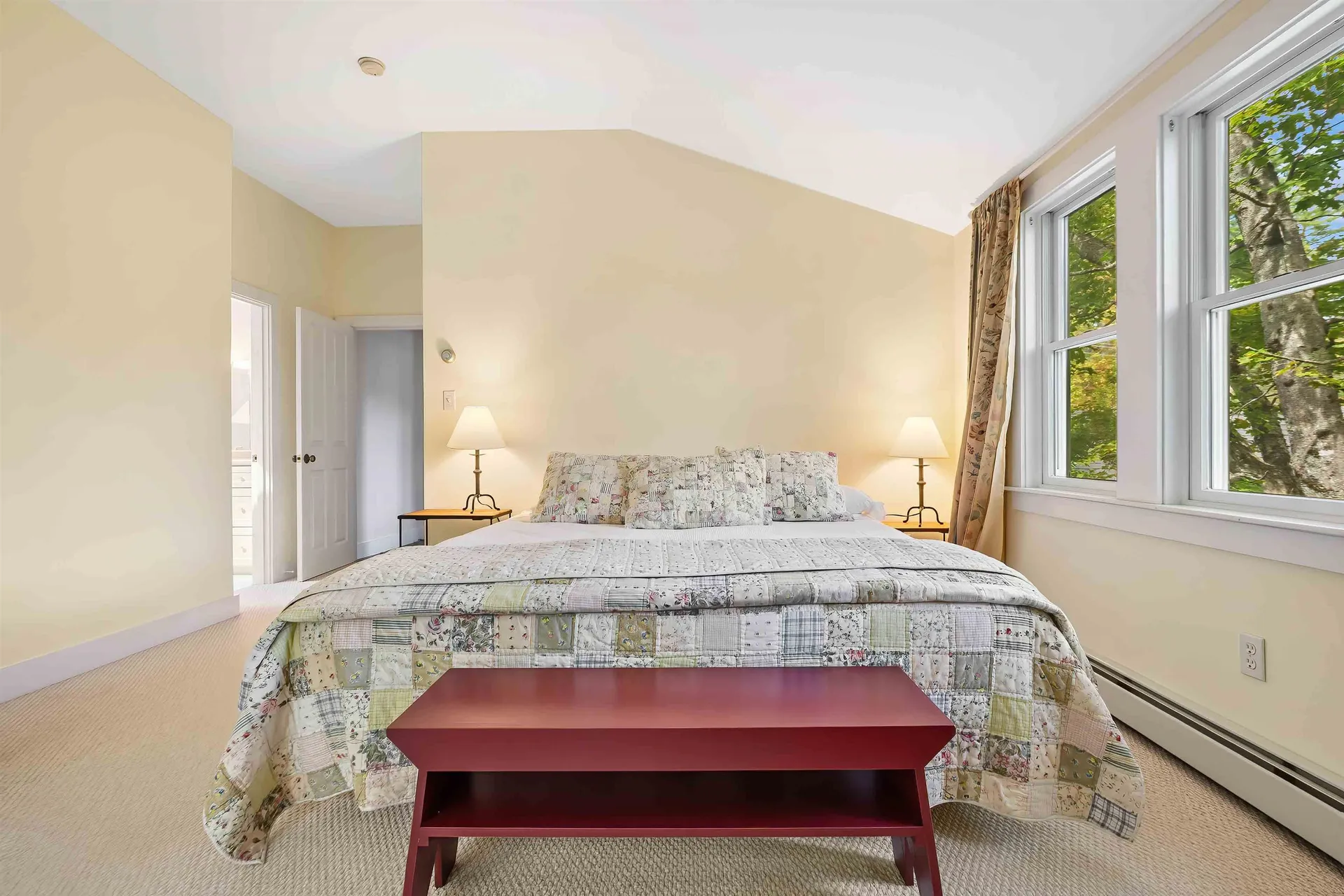 736 Pleasant Street New London NH 03257